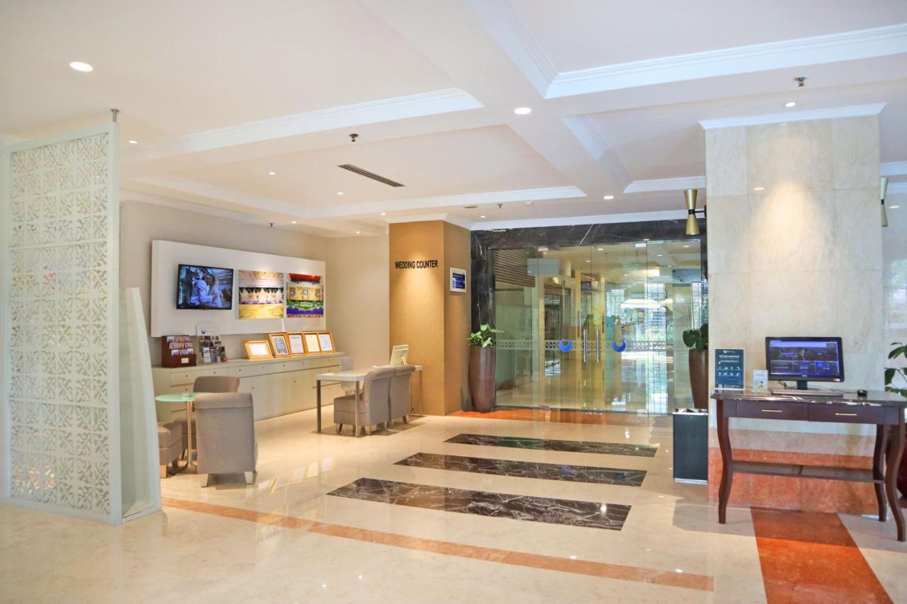 Hotel Bidakara Jakarta Exterior photo