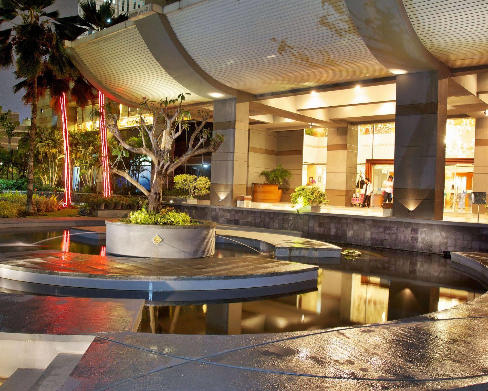 Hotel Bidakara Jakarta Exterior photo